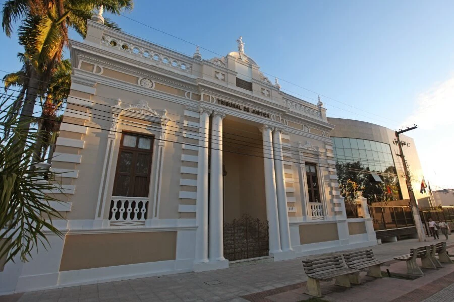 Judiciário suspende atividades na segunda e terça-feira (7)