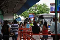 Prefeitura realiza ação de combate ao assédio sexual nos ônibus