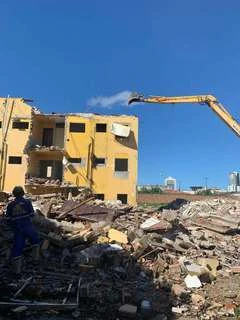 Pinheiro: empresa altera cronograma de demolições