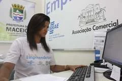 Salas do Empreendedor orientam sobre a Declaração do Simples Nacional