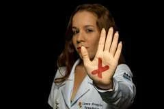 Farmacêuticas pedem apoio de colegas na campanha Sinal Vermelho