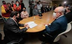 Tutmés Airan assume Governo e se diz honrado em substituir um democrata