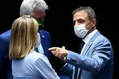 Renda Cidadã: Adiado relatório em busca de consenso