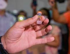 Maceió já vacinou 93% dos idosos acamados cadastrados