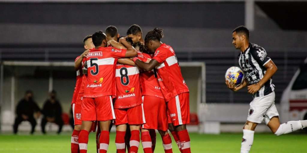 De virada, CRB faz 2 a 1 no Botafogo-PB. Lucão e Diego Torres marcam os gols da vitória