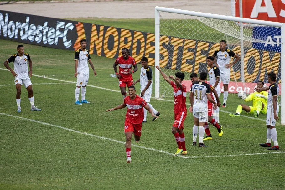 Copa do Nordeste: CRB vence na abertura da segunda rodada