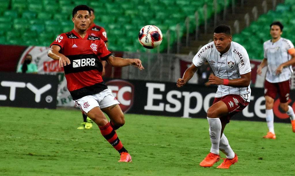 Fluminense vence Flamengo no Maracanã. Equipe conquista primeiro triunfo no Campeonato Carioca