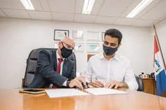 Prefeito JHC assina termo de cooperação com a PF para capacitar guardas municipais