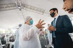 JHC acompanha vacinação no Papódromo e confirma ampliação de postos