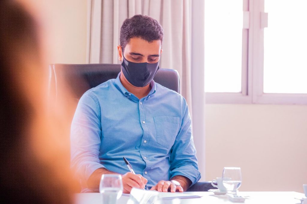 Antecipação: Prefeito JHC anuncia vacinação de idosos com 74 anos para esta quinta (18)