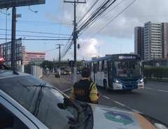 SMTT aumenta o número de ônibus nas ruas e registra redução no tempo das viagens