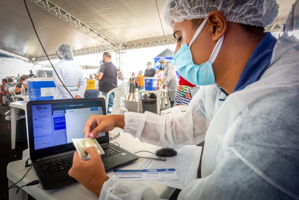 Painel da Anvisa mostra em tempo real status de autorização de vacinas