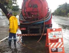 Previne Maceió: equipes realizam intervenções emergenciais nas galerias nas ruas