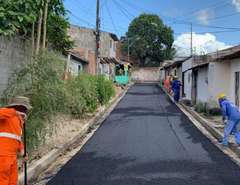 Prefeitura de Maceió: Cinco ruas do Clima Bom recebem asfalto