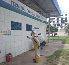 Prefeitura: Terminais e ônibus da capital passam por sanitização