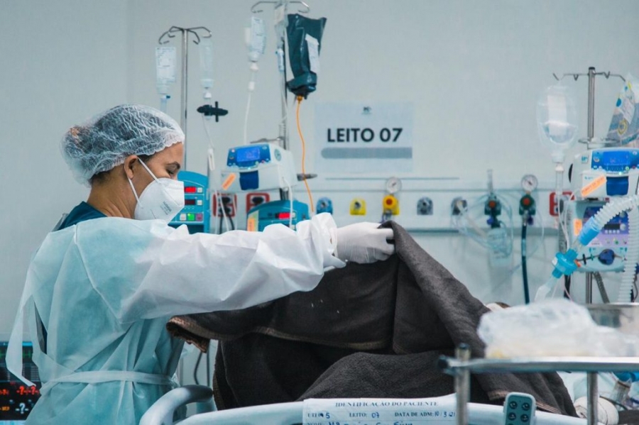 Covid-19: Brasil tem 406,4 mil mortes e 14,7 milhões de casos