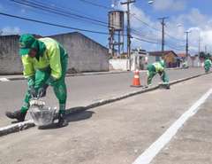 Prefeitura de Maceió inicia mutirão de limpeza no Benedito Bentes