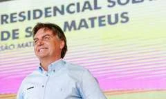 Durante entrega de casas, Bolsonaro defende uso de hidroxicloroquina