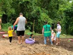 Prefeitura recolhe 150 toneladas de lixo e arboriza ponto crônico de descarte irregular