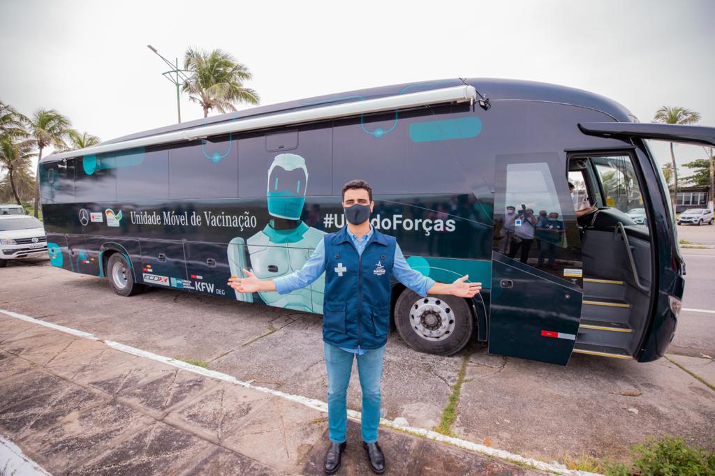 Ônibus da vacina vai ao conjunto Jardim Royal nesta sexta-feira