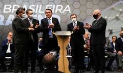 Bolsonaro visita primeira feira brasileira do grafeno