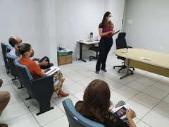 Deputada cobra regulamentação do Fundo Estadual de Combate ao Câncer, em evento da Saúde