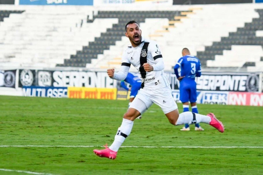 Ponte Preta e Brusque triunfam pela oitava rodada da Série B