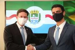 Prefeito JHC vai a Brasília para solicitar R$3 milhões para Assistência Social e 70 mil cestas básicas