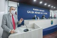 Prefeito em exercício Ronaldo Lessa discursa na Câmara e defende diálogo e respeito entre poderes