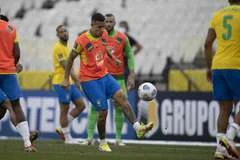 Anvisa paralisa jogo entre Brasil e Argentina; partida é encerrada