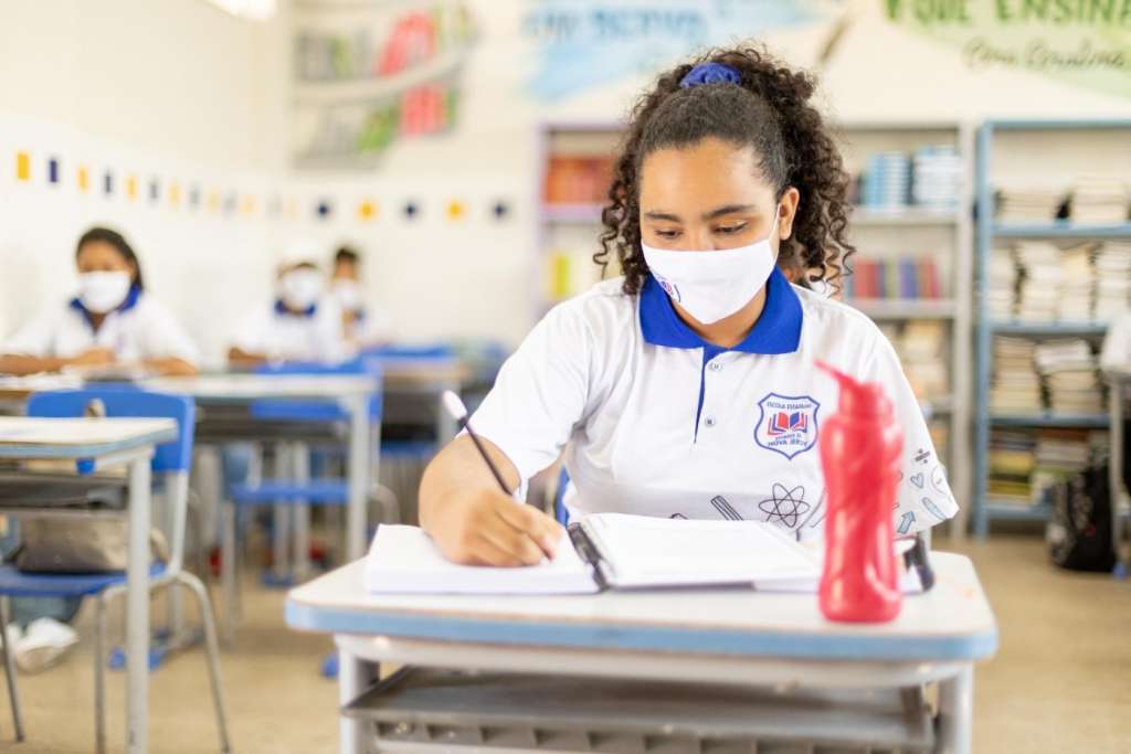 Seduc confirma retorno das aulas 100% presenciais da rede estadual a partir do dia 08