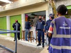 Prefeitura fiscaliza irregularidades na rede elétrica da feirinha do Jacintinho