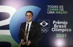 André Jardine eleito treinador do ano no Prêmio Brasil Olímpico