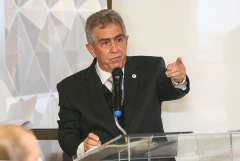 Orlando Rocha Filho toma posse como desembargador do TJAL