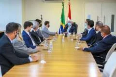 Governador em exercício dialoga com deputados estaduais