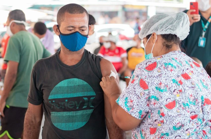 Maceió já aplicou mais de 1,5 milhão de doses de vacinas contra a Covid-19