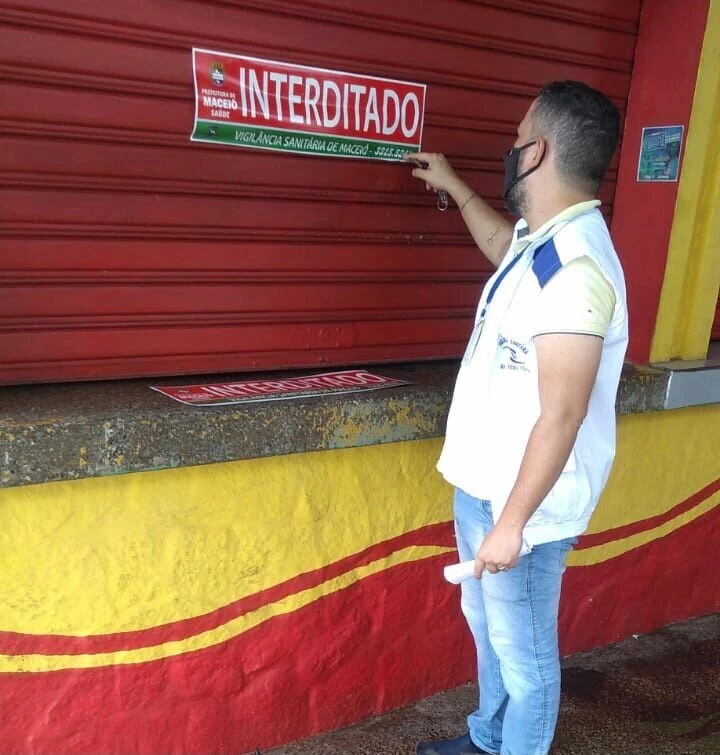 Vigilância Sanitária interdita duas lanchonetes no bairro do Feitosa