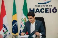 Prefeito JHC envia projetos à Câmara para contratação de investimentos em Maceió