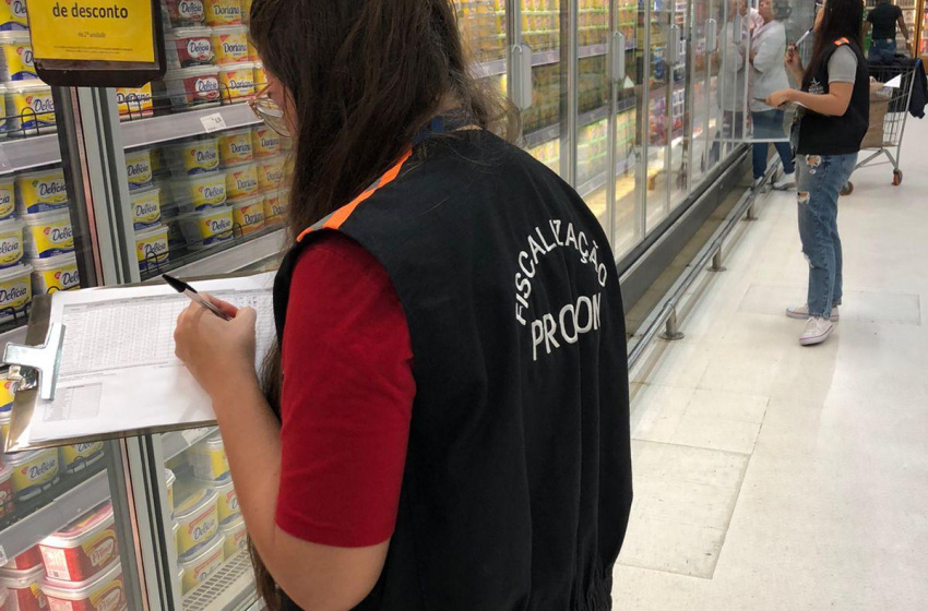 Procon divulga pesquisas de preços da cesta básica