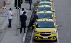 Governo pede a prefeituras cadastro de taxistas para pagar benefício