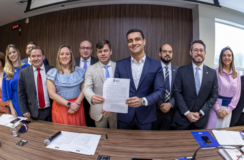 Prefeito JHC firma parceria com OAB/AL e garante assistência jurídica gratuita aos maceioenses