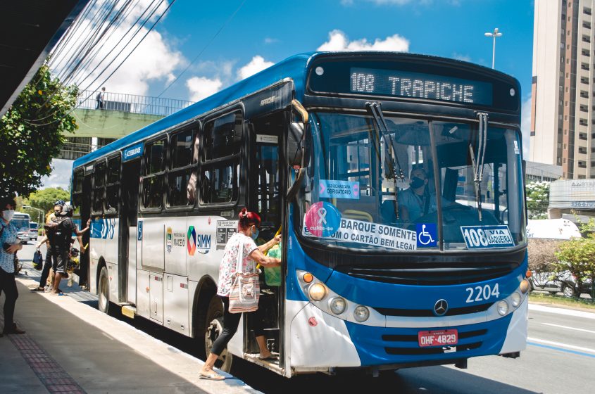 SMTT cria linha de ônibus Chã da Jaqueira/Trapiche
