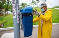 Prefeitura: Sudes reforça instalação de papeleiras na orla da capital