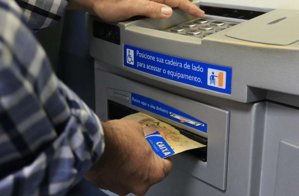 Governo de Alagoas libera pagamento para todos os servidores nesta segunda-feira (30)