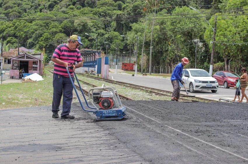 Prefeitura de Maceió faz recapeamento asfáltico nos pontos dos trilhos do VLT