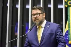 Comissão aprova projeto que permite novos registros de CACs, escolas e clubes de tiro