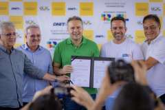 Paulo Dantas e ministro Renan Filho assinam convênio para recuperação de rodovias estaduais