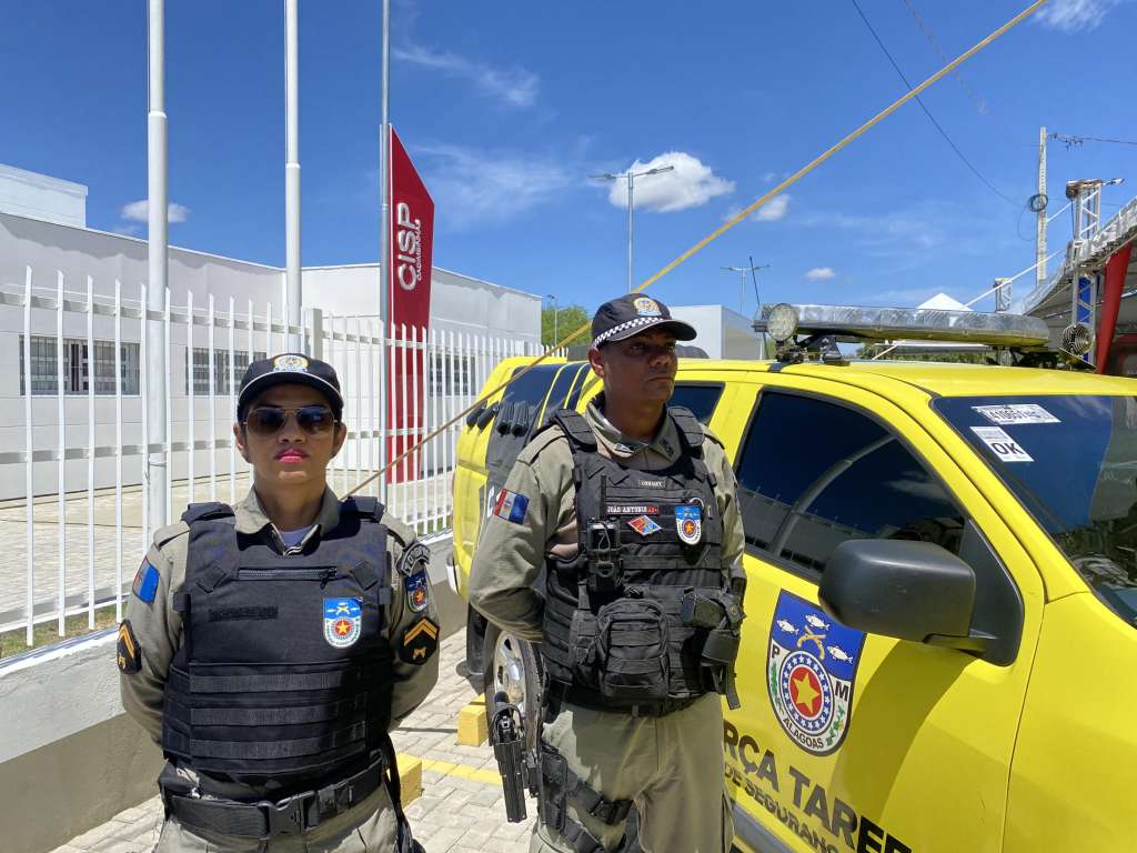 Governo Trabalhando: Estado inaugura Cisp de Água Branca e leva serviços à população do Alto Sertão