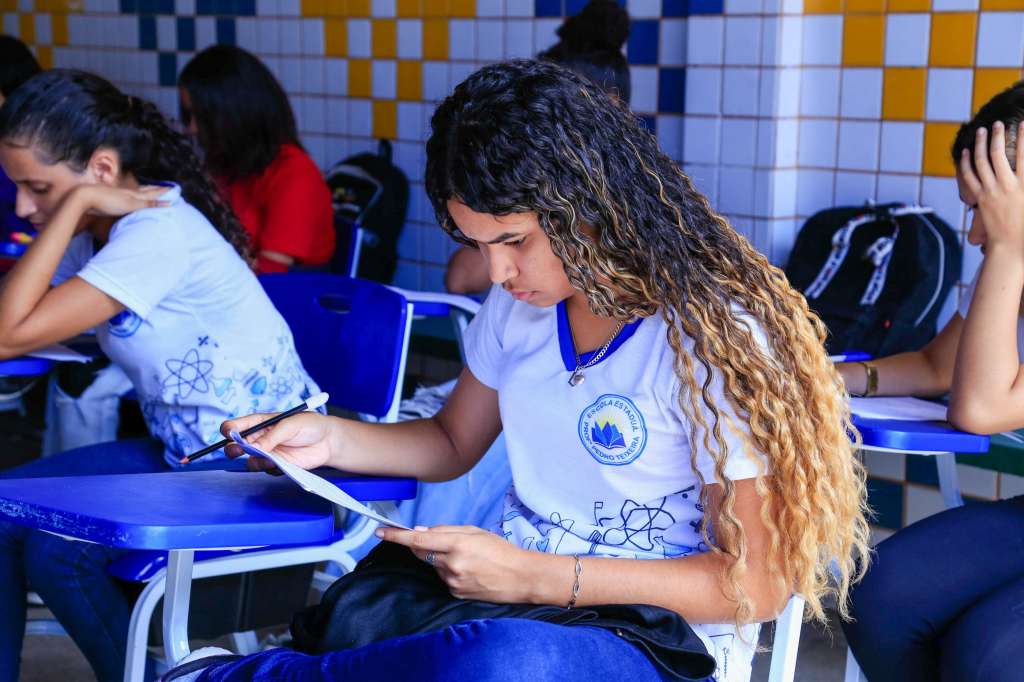 Prazo para escolas informarem matrícula vai até 31 de julho