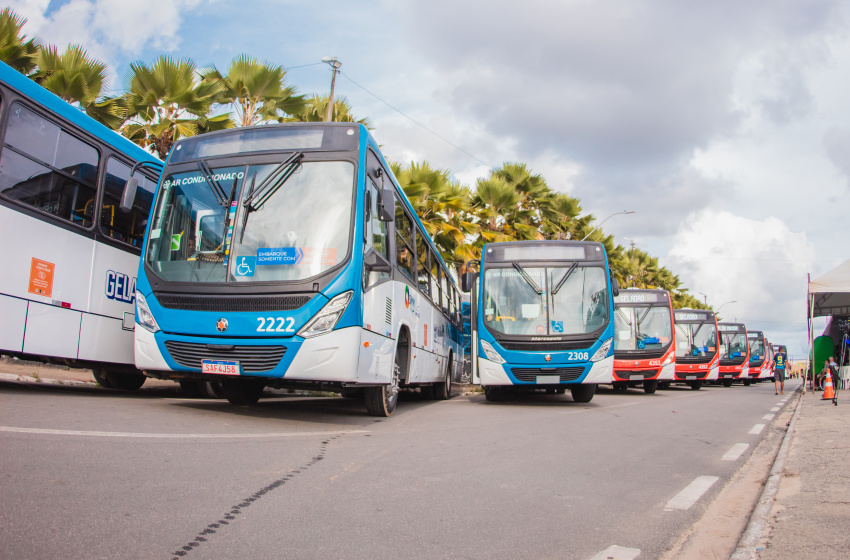 Ônibus terão programação especial na próxima segunda-feira (26)